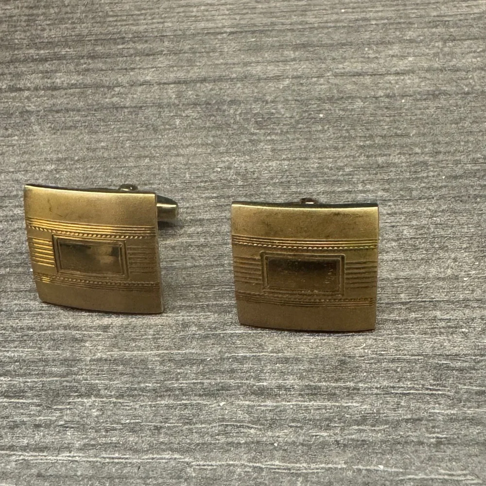 Foster Cufflinks Mens OS Gold Good Vintage Etched Curved Rectangle Toggle Back